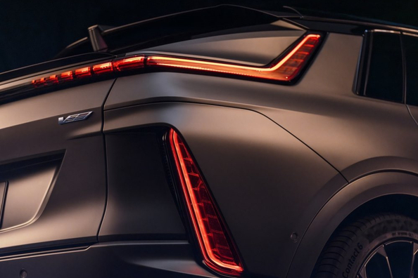 Cadillac Lyriq V (2026): tehokkaan sähkö-SUV:n esittely Kuva 7