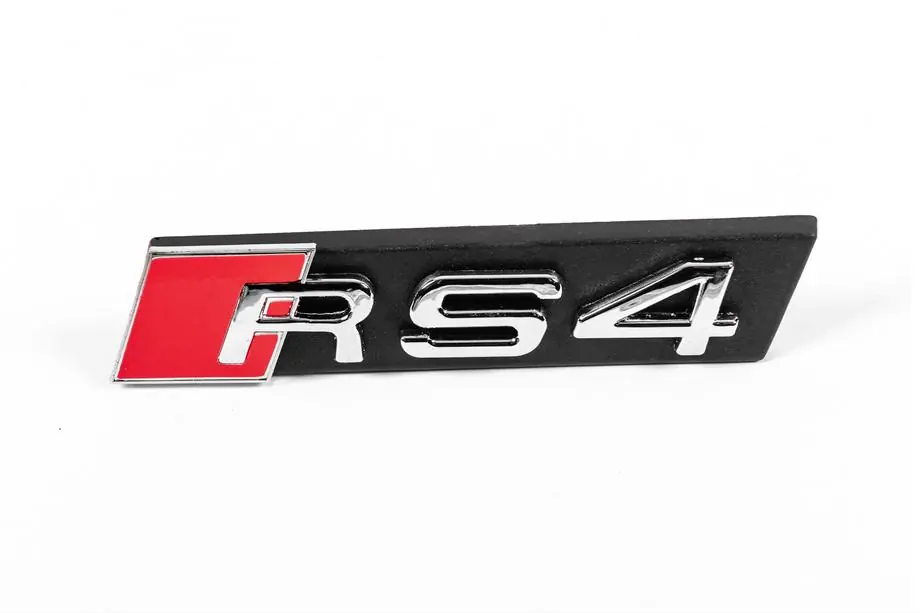 Audi RS4-merkki etusäleikköön Image