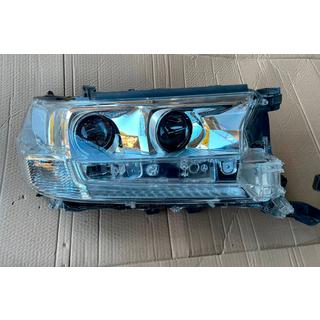 Ajovalot 2016+ (Standart, käytetty) Toyota Land Cruiser 200 2007–2021 kuva 4