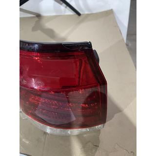 Poistotuote: Takajarruvalo (2012-2015) ulompi vasen (lokasuojalle) (haljennut) Lexus LX570/450d 2008–2022 kuva 3