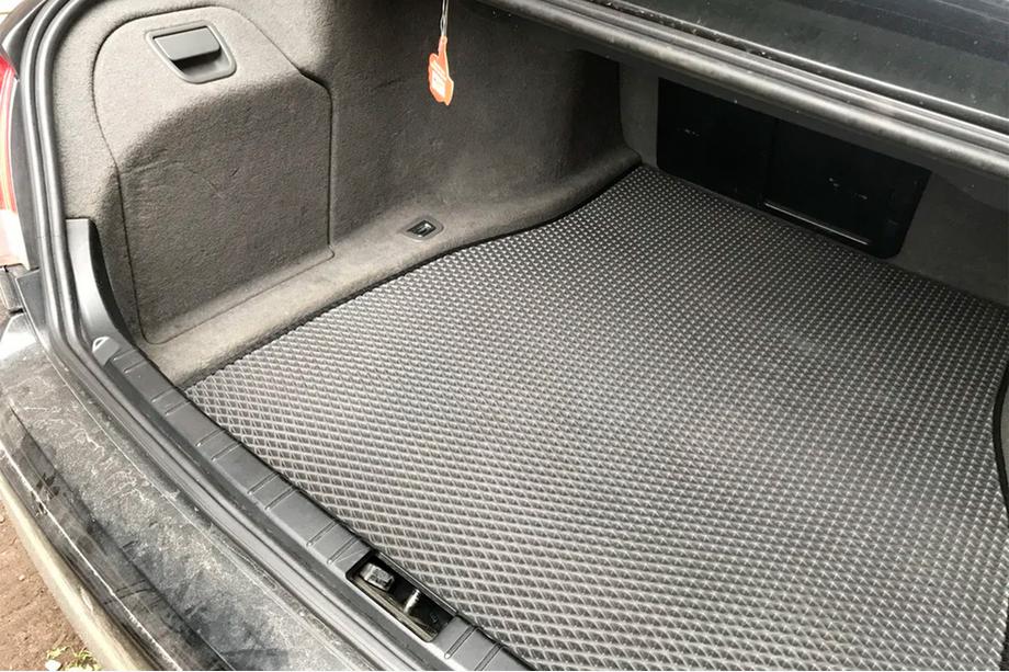 BMW 7-sarja E65/66 2001–2008 EVA-tavaratilan matto (E65, harmaa) Image