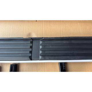 Poistotuote Niken sivuaskelmat (2 kpl, alumiini) Land Rover Freelander II 2006–2014 kuva 2