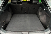 Volkswagen ID.5 2022– Kuminen tavaratilan matto Carsuit V2 (musta) kuva 1
