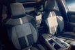 Katsaus moderniin sähköiseen crossoveriin Opel Grandland Electric kuva 5