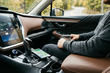 Näin lataat puhelimen autossa: käytännön vinkit kuva 1