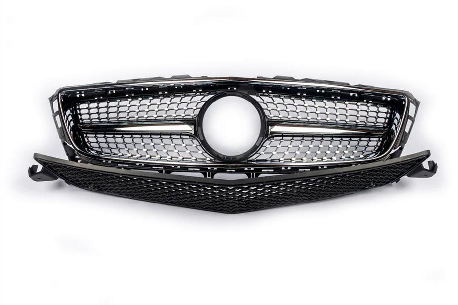 Mercedes CLS C218 2011–2018 Poistotuote: Etusäleikkö 2011-2014 (Diamond Silver) Image