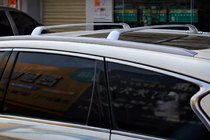 Infiniti QX60 2016–2021 Kattotelineen poikkitangot OEM kattokaiteisiin (2 kpl) kuva 1