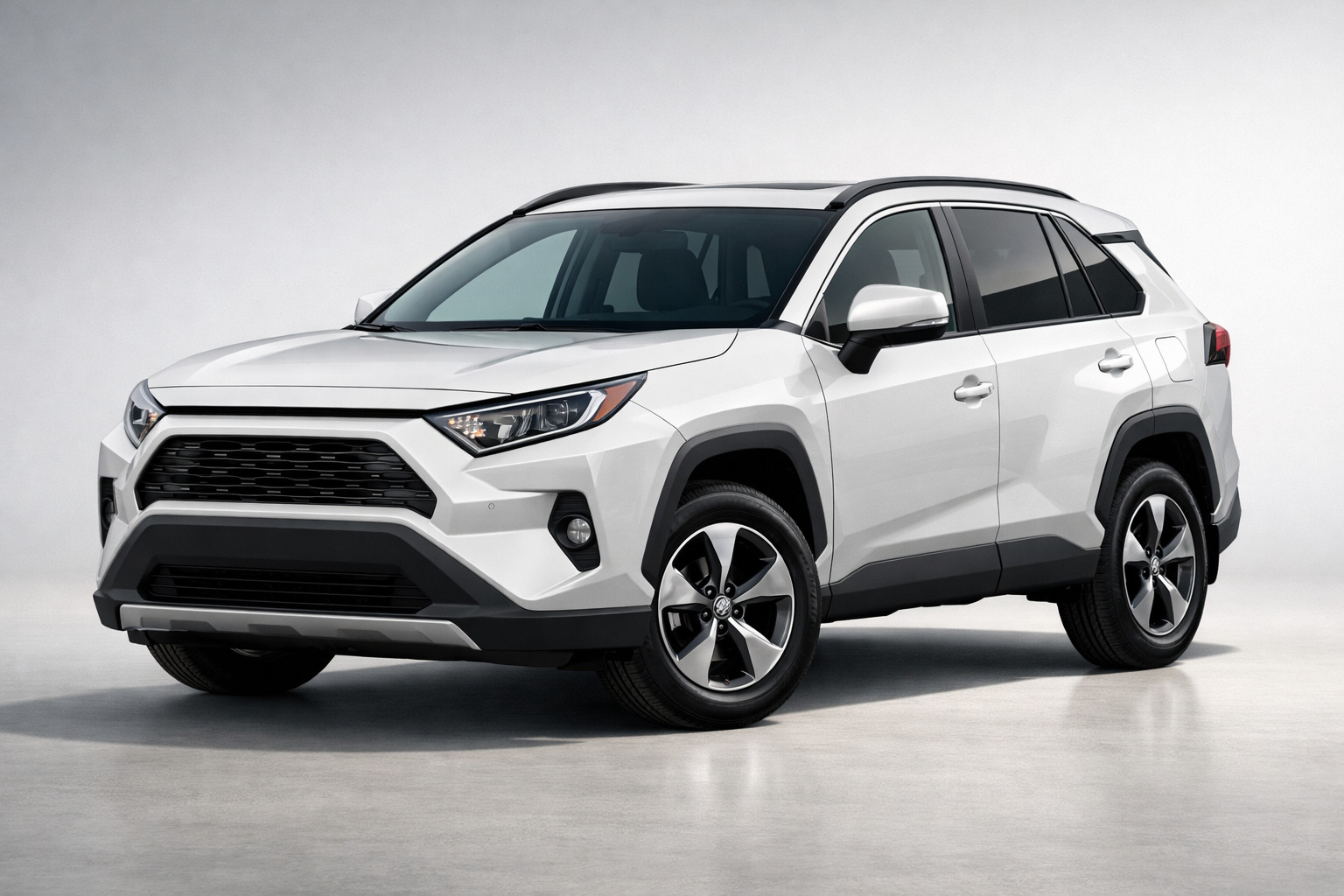 Toyota RAV4 2019– -koeajo: miksi tämä sukupolvi on niin suosittu