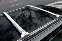 Toyota Land Cruiser 200 2007–2021 Kattotelineen poikkitangot OEM kattokaiteisiin (2 kpl) Harmaa kuva 1