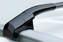 Honda HR-V 2014–2021 Kattotelineen poikkitangot integroituihin kattokaiteisiin OEM (2 kpl) Musta kuva 16
