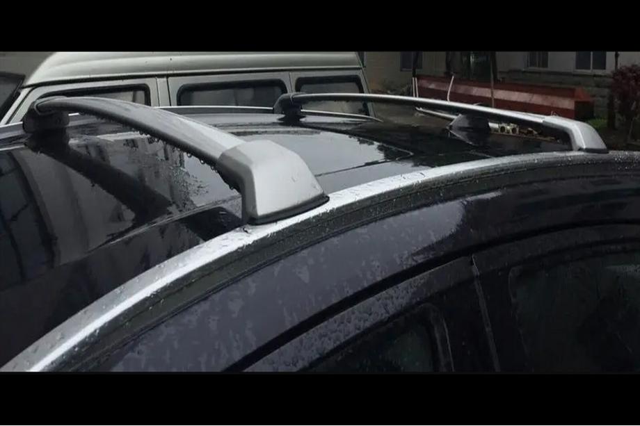 Honda HR-V 2014–2021 Kattotelineen poikkitangot integroituihin kattokaiteisiin OEM (2 kpl) Musta Image