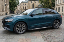 Audi Q8 2018– Sivuporrastangot Vision New Black (2 kpl, alumiini) kuva 1