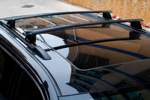 Jeep Grand Cherokee WK2 2010–2021 Kattotelineen poikkitangot integroituihin kattokaiteisiin OEM (2 kpl) Harmaa kuva 11