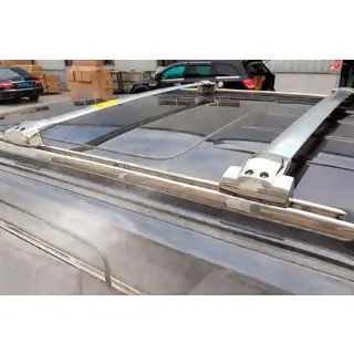 Kattotelineen poikkitangot integroituihin kattokaiteisiin OEM (2 kpl) Jeep Grand Cherokee WK2 2010–2021 kuva 1
