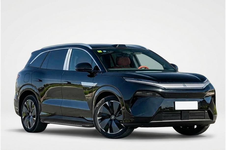 BYD Tang 2025– Bosphorus Grey sivuaskelmat (2 kpl, alumiini) Kuva 1