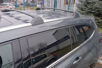 Toyota Highlander 2019– Kattotelineen poikkitangot integroituihin kattokaiteisiin OEM (2 kpl) kuva 1