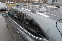 Toyota Highlander 2019– Kattotelineen poikkitangot integroituihin kattokaiteisiin OEM (2 kpl) kuva 3