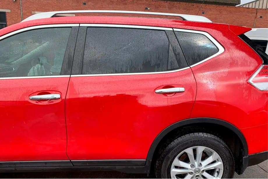 Nissan X-trail T32/Rogue 2014–2021 OEM-kattokaiteet (2 kpl) Image