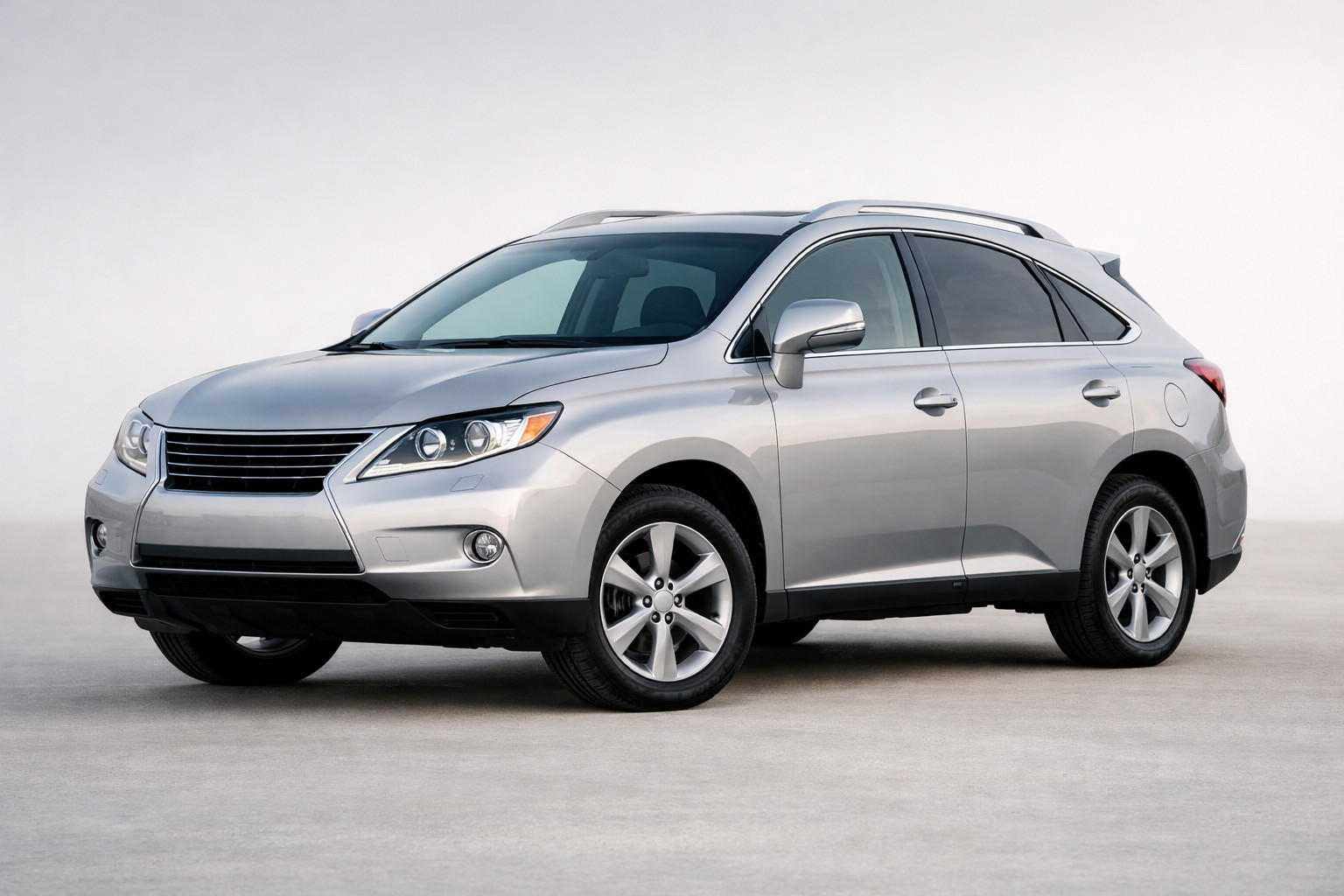 Koeajo: Lexus RX 2009-2015 – mukava katumaasturi arkeen