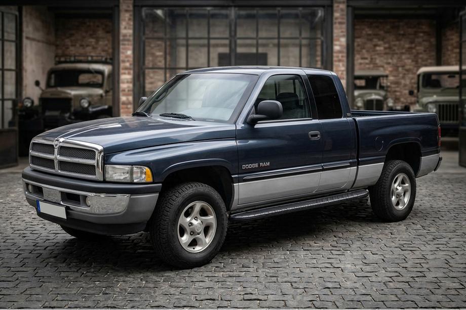 Dodge RAM (BR/BE) 1994–2002 Sivuporrast Bosphorus Black (2 kpl, alumiini) Image