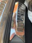 Ford Kuga/Escape 2013–2019 Takaluukun kynnyssuoja 2013-2016 (2-osainen, ruostumaton teräs) kuva 5