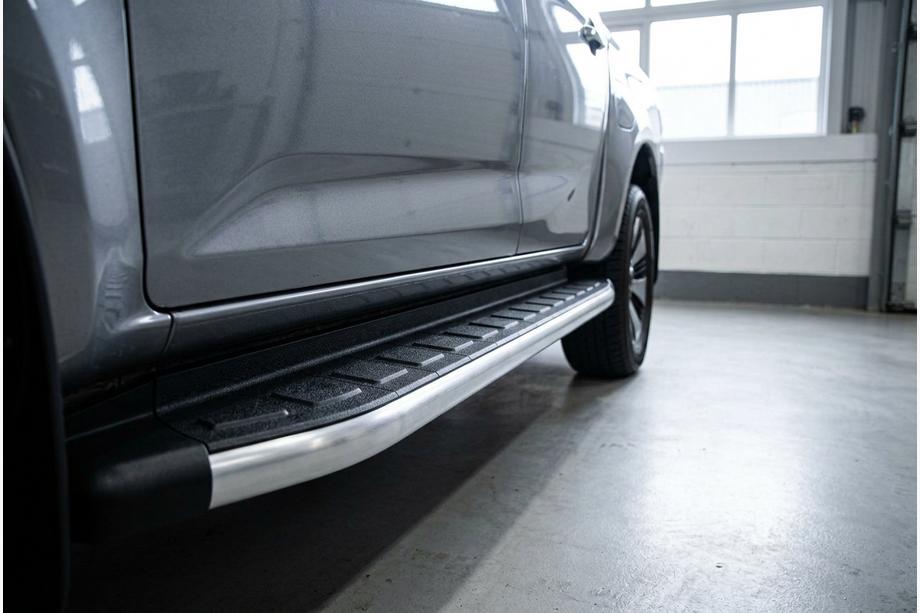 Isuzu D-Max 2019– Sivuporraslaudat Fullmond (2 kpl, alumiini) Image