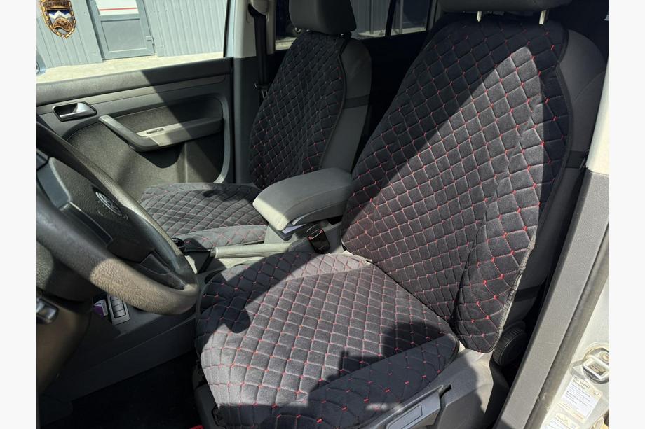 Istuinsuoja veluuria (1 kpl, musta punaisella tikkauksella) Image