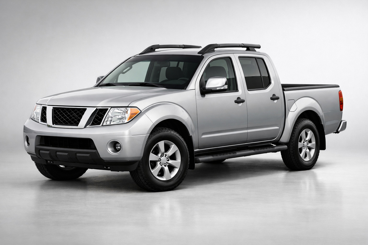 Nissan Navara 2006-2015 -koeajo: lava-auto työhön ja siistiin tyyliin