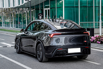 Tesla Model Y 2020– Korisarja Black Warrior (2025+) kuva 4