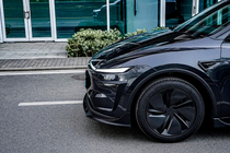 Tesla Model Y 2020– Korisarja Black Warrior (2025+) kuva 5