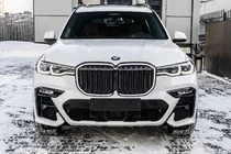 BMW X7 G07 2019– Munuaissäleikkö 1 Bar LED (2019-2022, kiiltävä musta) kuva 1