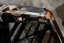Toyota Land Cruiser 200 2007–2021 Poistotuote Jäähdyttimen säleikkö 2012-2016 (TRD) kuva 3