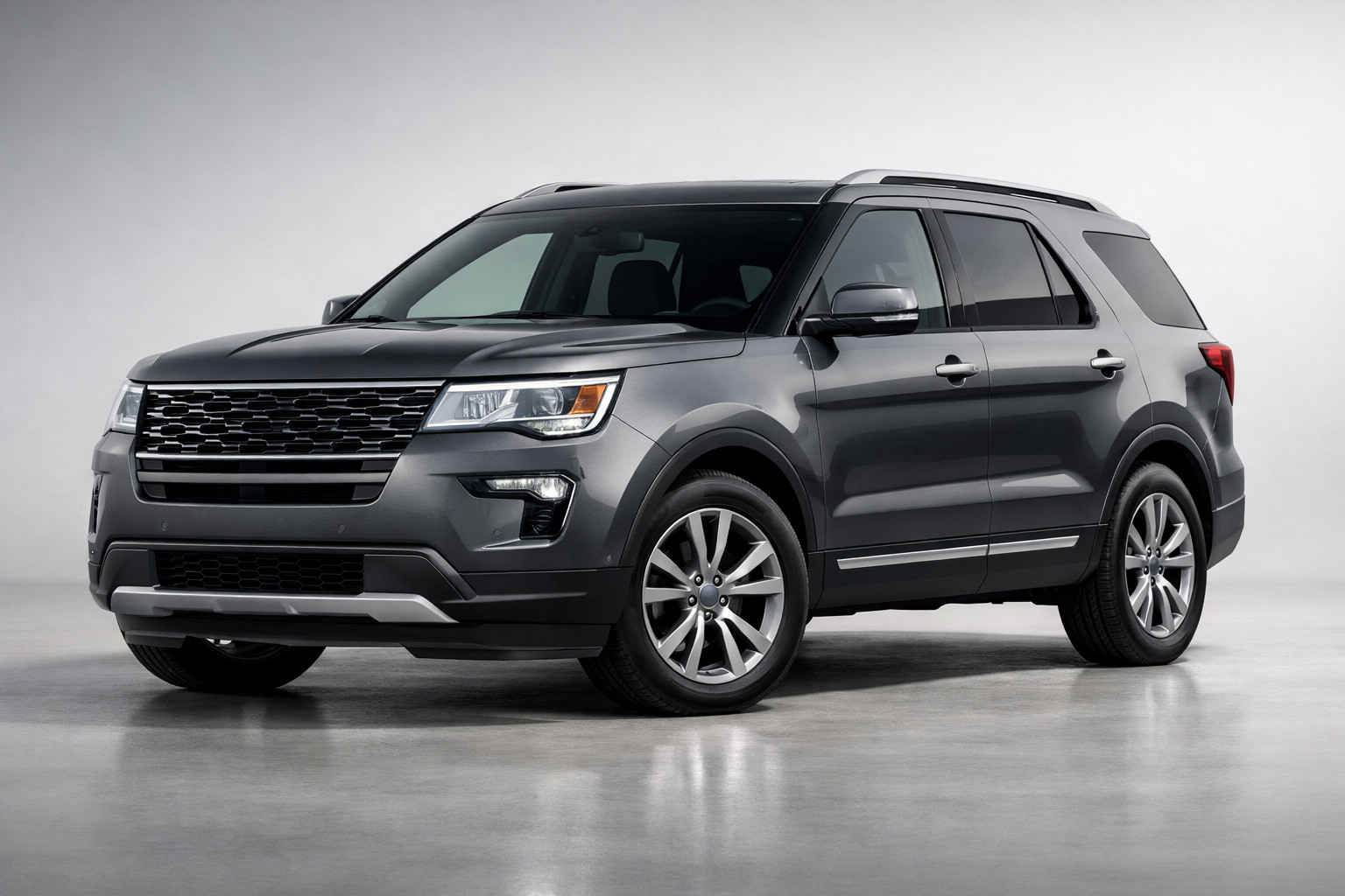Koeajo: Ford Explorer 2019–, suuri perhe-SUV uudessa muodossa