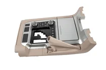 Toyota Land Cruiser 200 2007–2021 Sisustan päivityssarja 2016-malliin (Beige) kuva 21