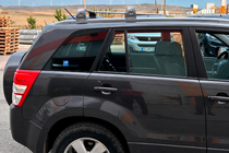 Suzuki Grand Vitara 2005–2017 Kattotelineen poikkitangot alkuperäisiin kiinnityspisteisiin Ecem V3 (2 kpl) Musta, 110 cm kuva 6