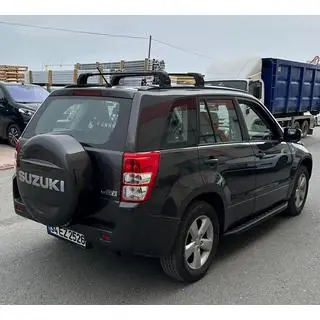 Kattotelineen poikkitangot alkuperäisiin kiinnityspisteisiin Ecem V3 (2 kpl) Suzuki Grand Vitara 2005–2017 kuva 3