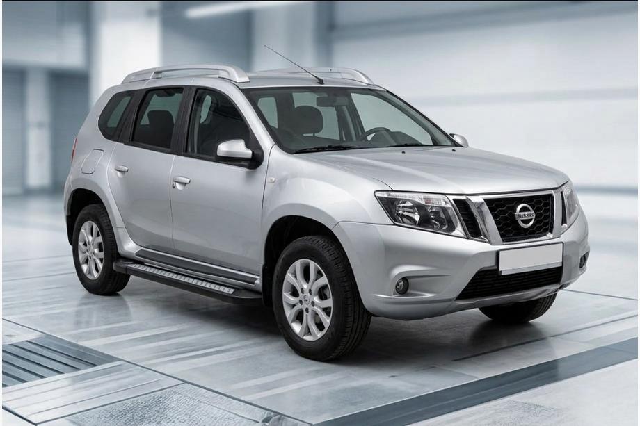 Nissan Terrano 2014– Sivuporrastangot Vision New Black (2 kpl, alumiini) Kuva 1
