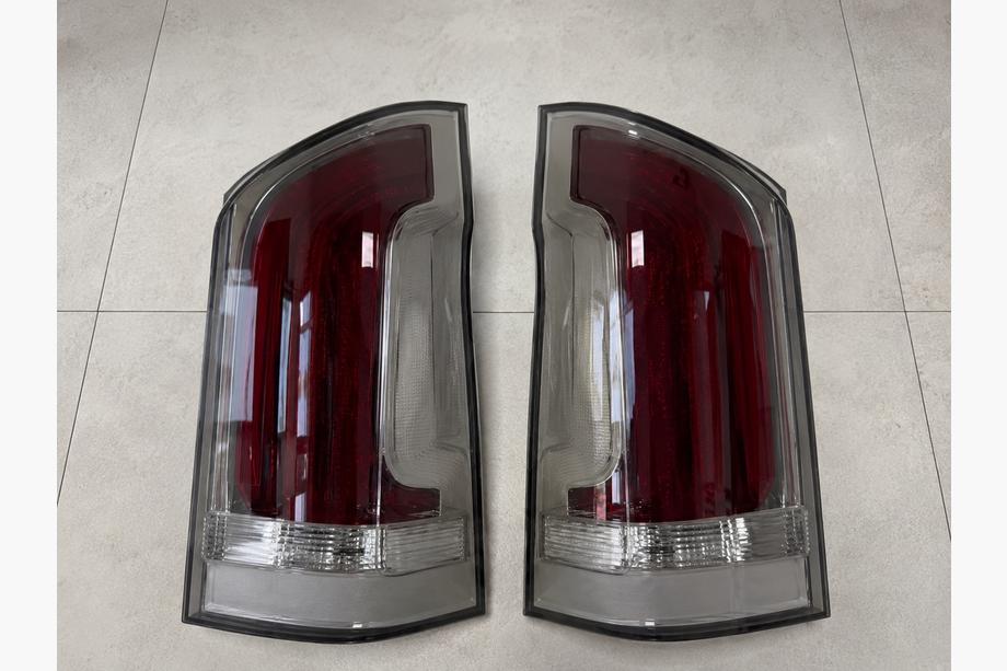 Mercedes Vito/V-class W447 2014– Takavalot OEM 2024 White (Vito, 2 kpl) Image