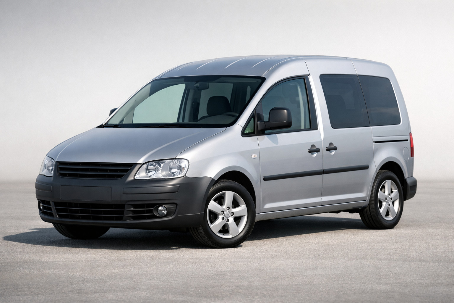 Volkswagen Caddy 2004–2010 -katsaus: pieni hyötyautojen sankari