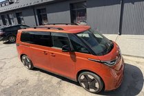 Volkswagen ID BUZZ 2022– Mustat kattokaiteet (turkkilainen design) kuva 3