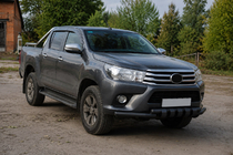 Toyota Hilux 2015– Etupuskurisuoja F3-34 Black (ruostumaton teräs) kuva 2