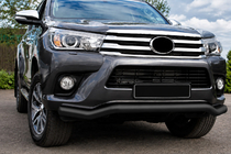 Toyota Hilux 2015– Etusuojakaari ST007 Black (ruostumaton teräs) kuva 1