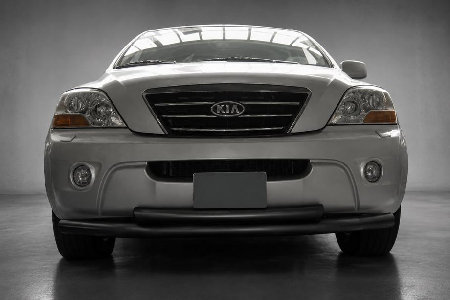 Kia Sorento I BL 2002–2009 Etupuskurisuoja ST014 Black (ruostumaton teräs) Image