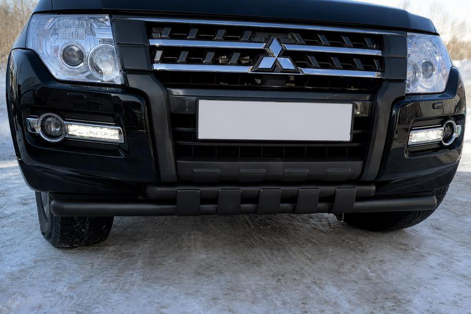 Mitsubishi Pajero Wagon IV 2006–2021 Etusuoja ST015 Black (ruostumaton teräs) Image