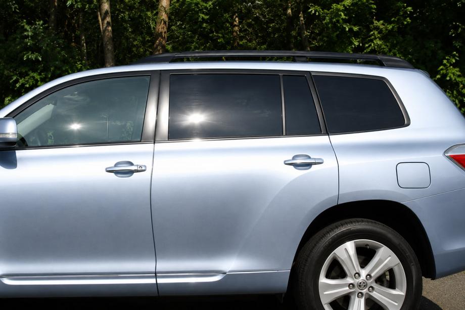 Toyota Highlander 2008–2013 Kattokaiteet musta OEM (alumiini) Image