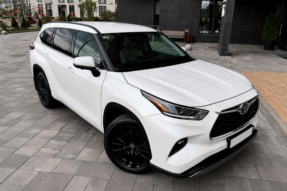 Toyota Highlander 2019– Mustat OEM kattokaiteet (ABS-muovi) Image