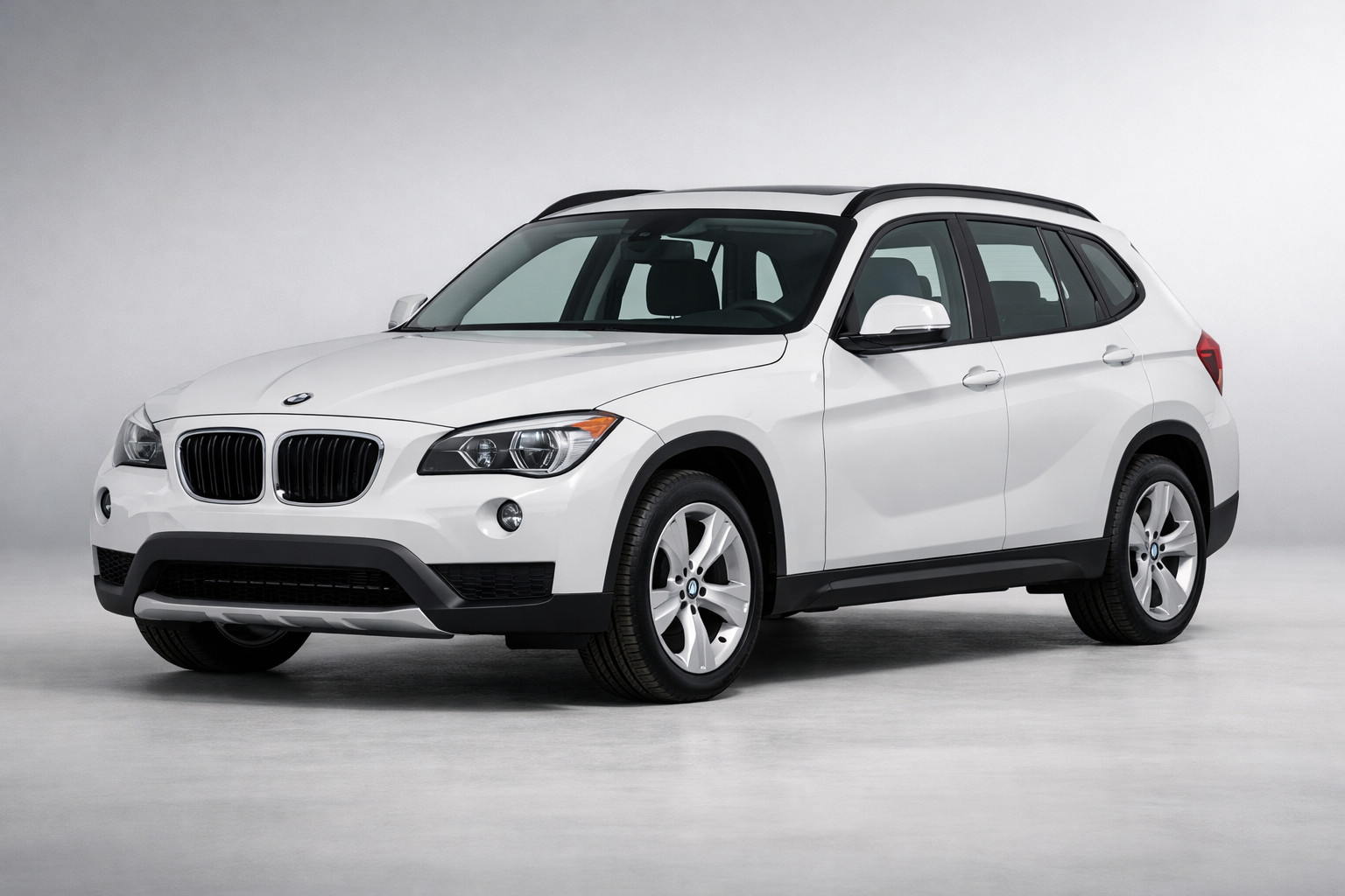 BMW X1 E84 2009-2015 -koeajo: kompakti BMW kaupunkiin
