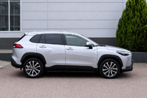 Toyota Corolla Cross 2020– Integroidut OEM-kattokaiteet, harmaat (alumiini) kuva 2