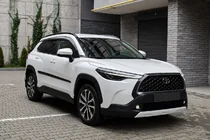 Toyota Corolla Cross 2020– Integroidut kattokaiteet, musta OEM (ABS-muovi, liimakiinnitys) kuva 3