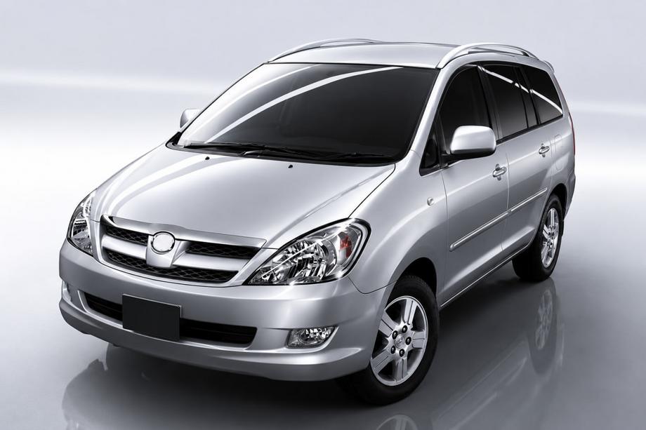 Toyota Innova 2015– Integroidut OEM-kattokaiteet, harmaat (alumiini) Image